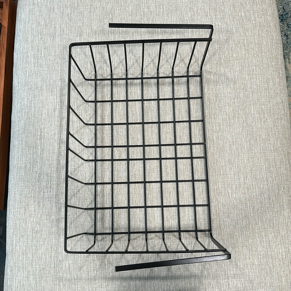 Under cabinet basket. Metal and sturdy.